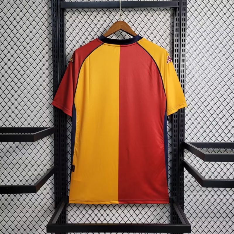 Retro AS Roma 2001-2002 home Secondary image
