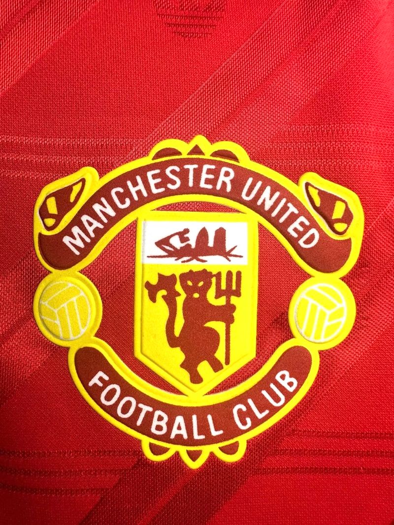 Retro Manchester United 1986-1988 home
