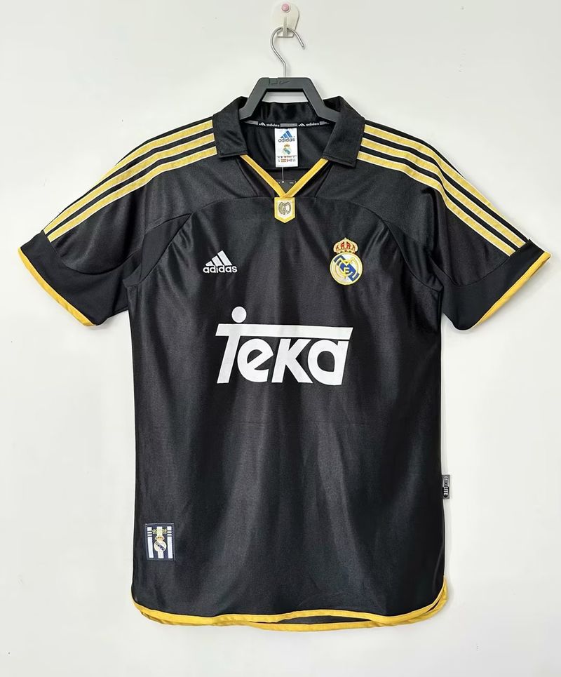 Retro Real Madrid 1999-2001 away Main image