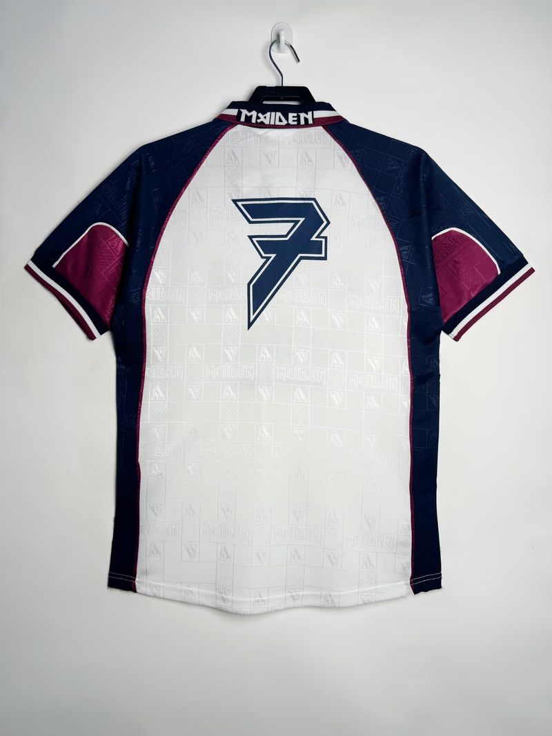 Retro West Ham United 1999 away Secondary image