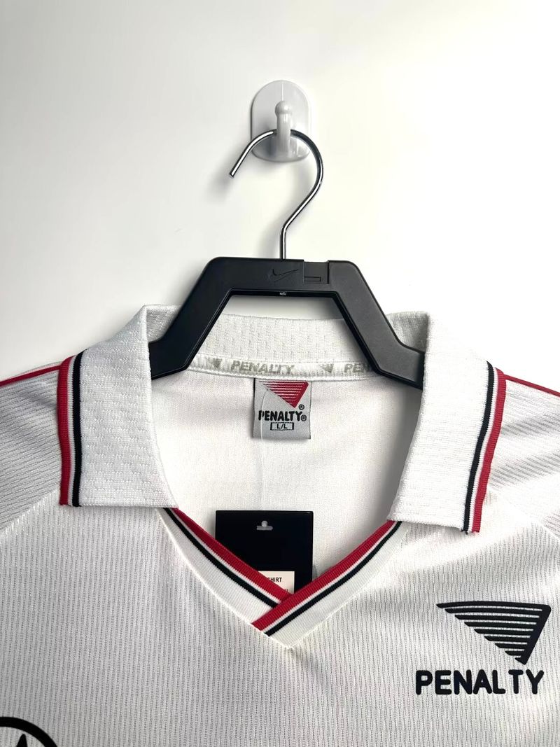 Retro São Paulo FC 2000 home