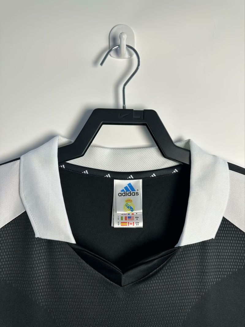 Retro Real Madrid 2001-2002 away