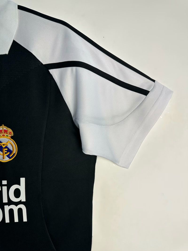 Retro Real Madrid 2001-2002 away