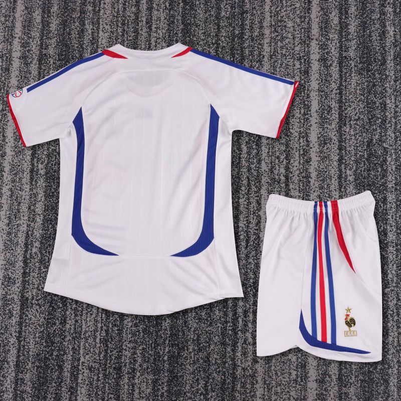 Retro Kids France 2006 away