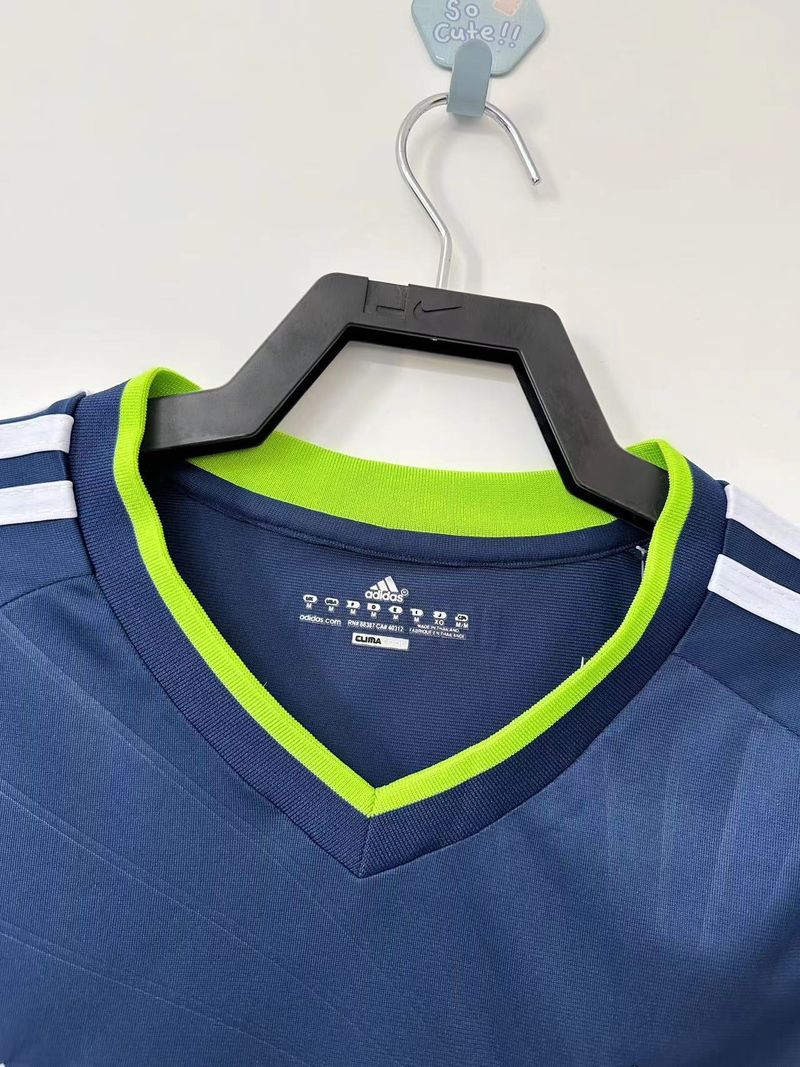 Retro Real Madrid 2010-2011 away