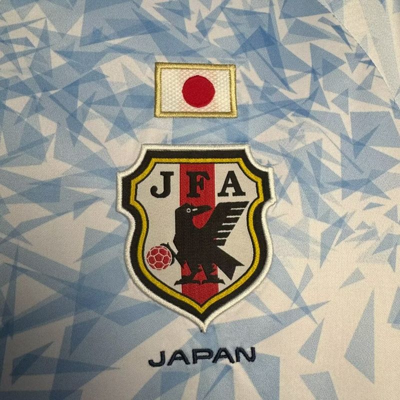 Retro Japan 2016-2017 away