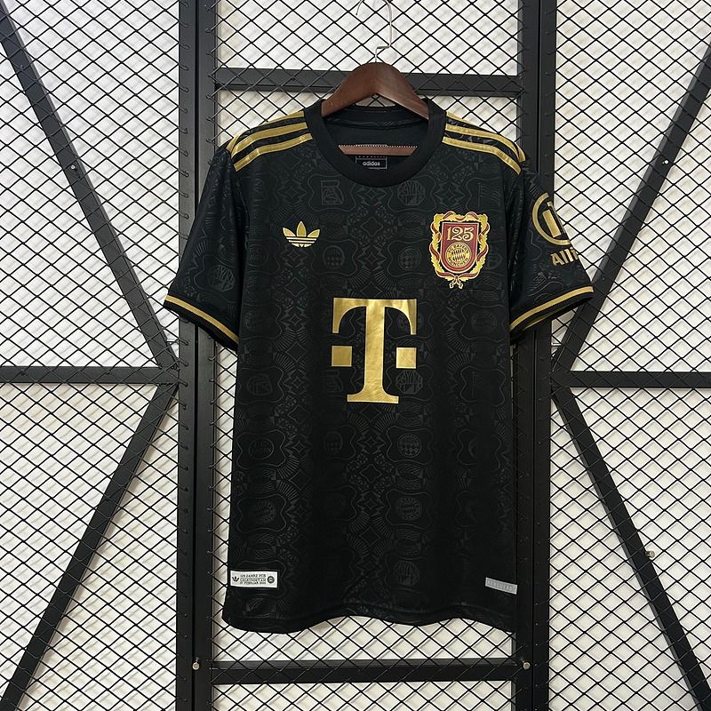 Bayern München 2025 - 2026 125th Anniversary - WCFOOTBALLSUIT Image principale du produit