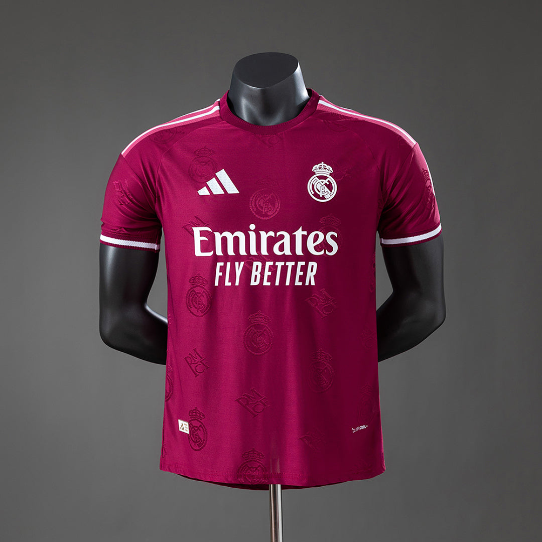 Real Madrid 2026-2027 special edition player Main image