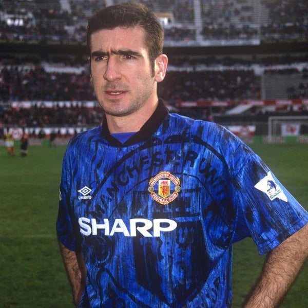 Retro Manchester United 1992-1993 away Secondary image