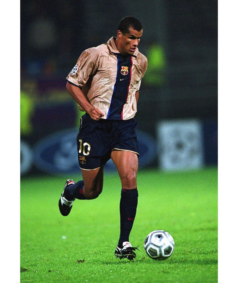 Retro FC Barcelona 2001-2002 away