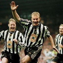 Retro Newcastle United 1997-1999 home