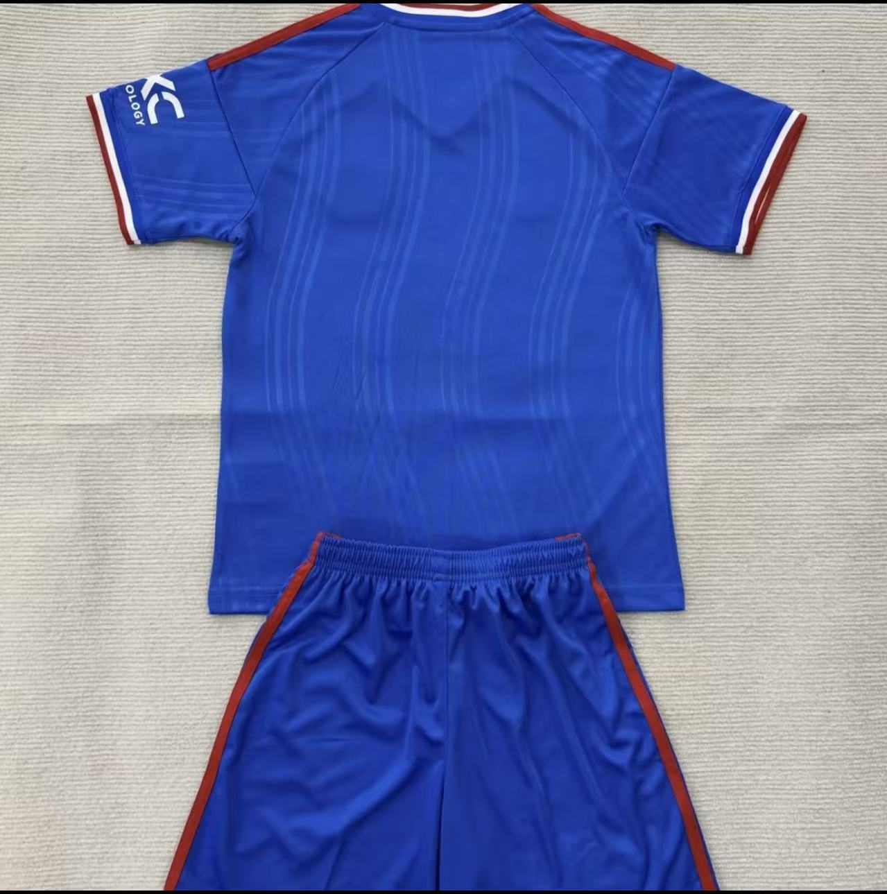 Kids Manchester United 2026-2027 away Secondary image
