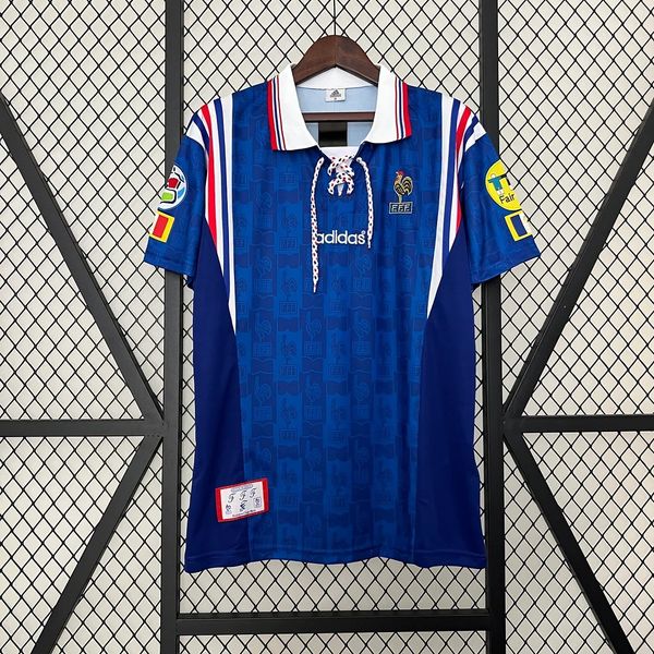 Retro France 1996 home