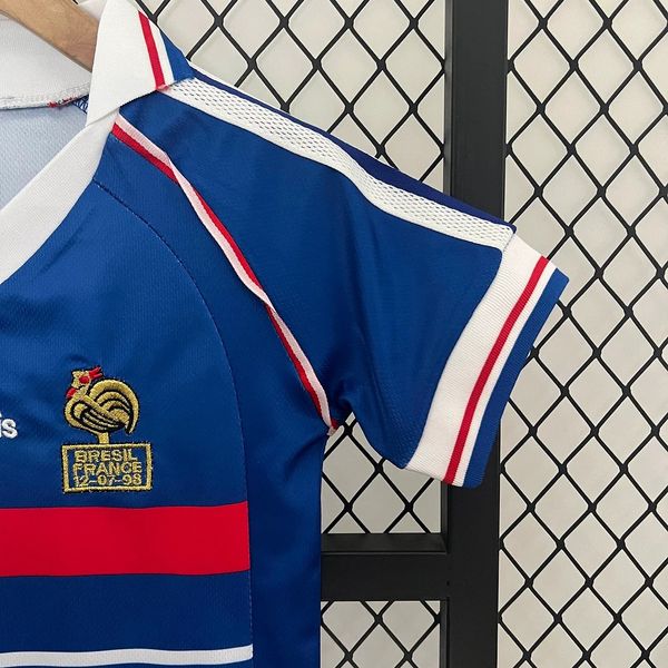 Retro Kids France 1998 Home