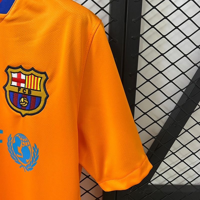 Retro FC Barcelona 2006-2007 away