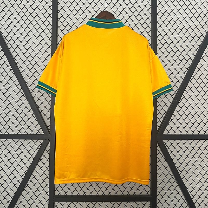 Retro Bayern Munich 1993-1995 away Secondary image