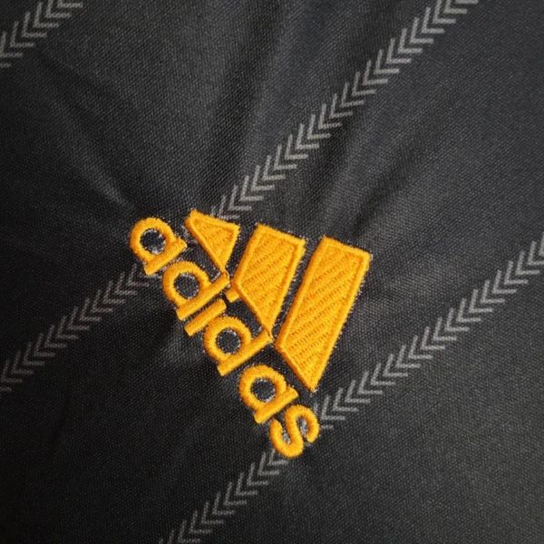 Retro Chelsea FC 2010-2011 away
