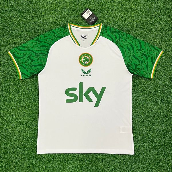 Ireland 2025-2026 away Main image