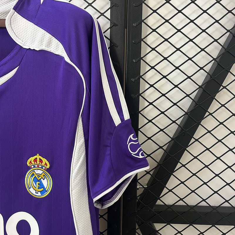 Retro Real Madrid 2006-2007 third away