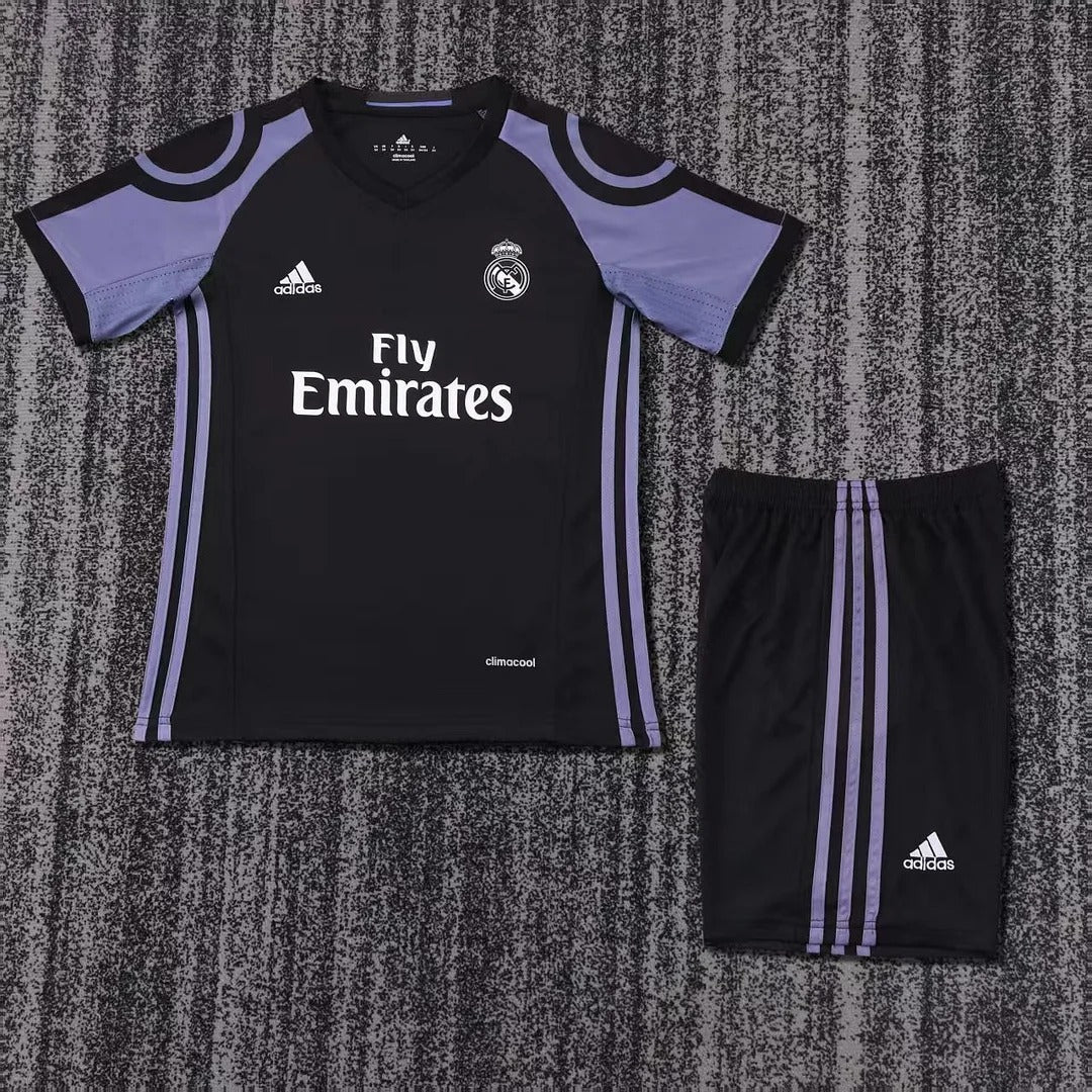 Retro Kids Real Madrid 2016-2017 away Main image