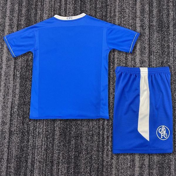 Retro Kids Chelsea FC 2003-2005 home Secondary image
