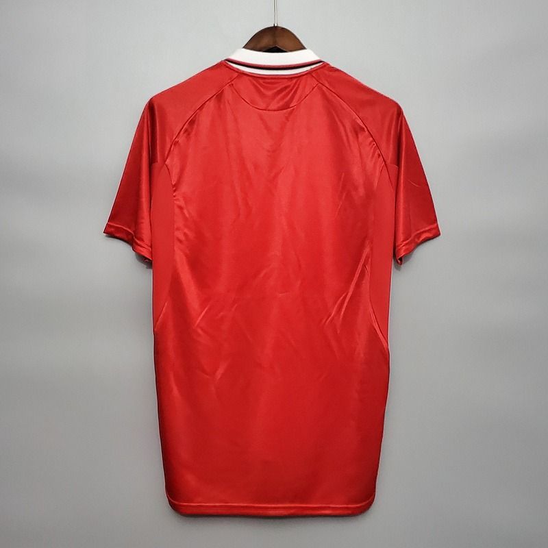 Retro Manchester United 1999-2000 Home Secondary image