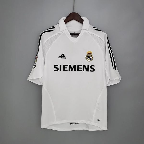 Retro Real Madrid 2005-2006 home Main image