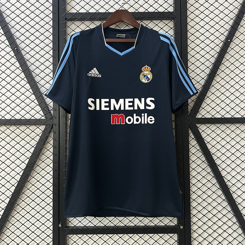 Retro Real Madrid 2003-2004 away Main image