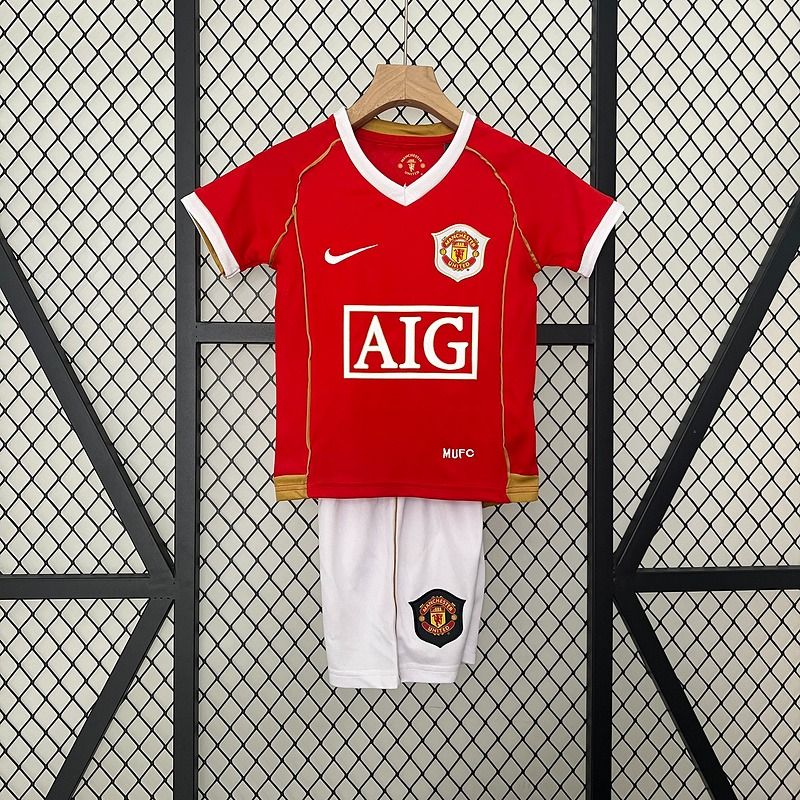 Retro Kids Manchester United 2006-2007 home Main image