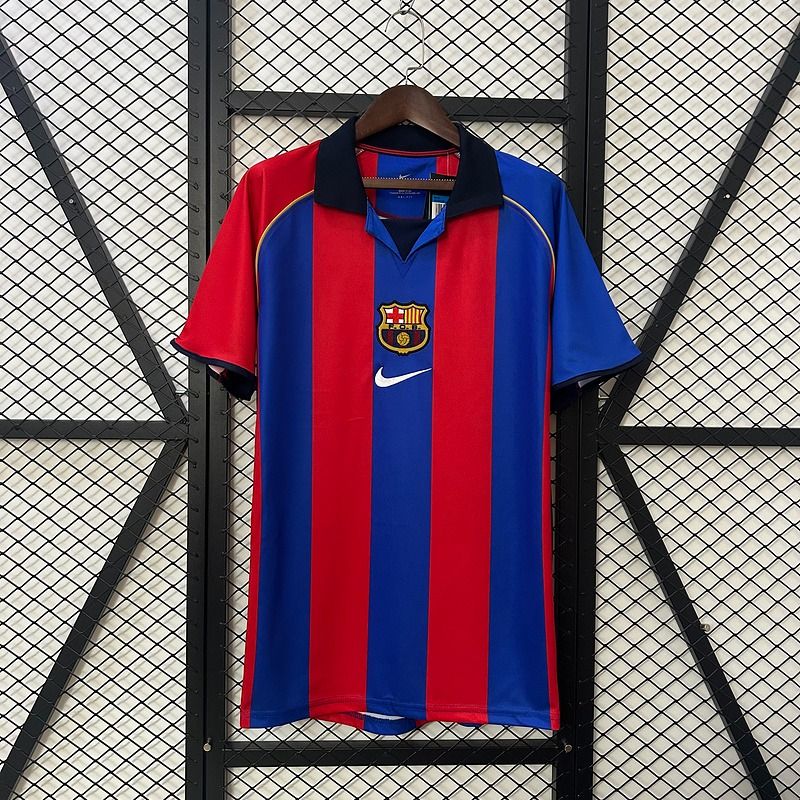 Retro FC Barcelona 2001-2002 home Main image