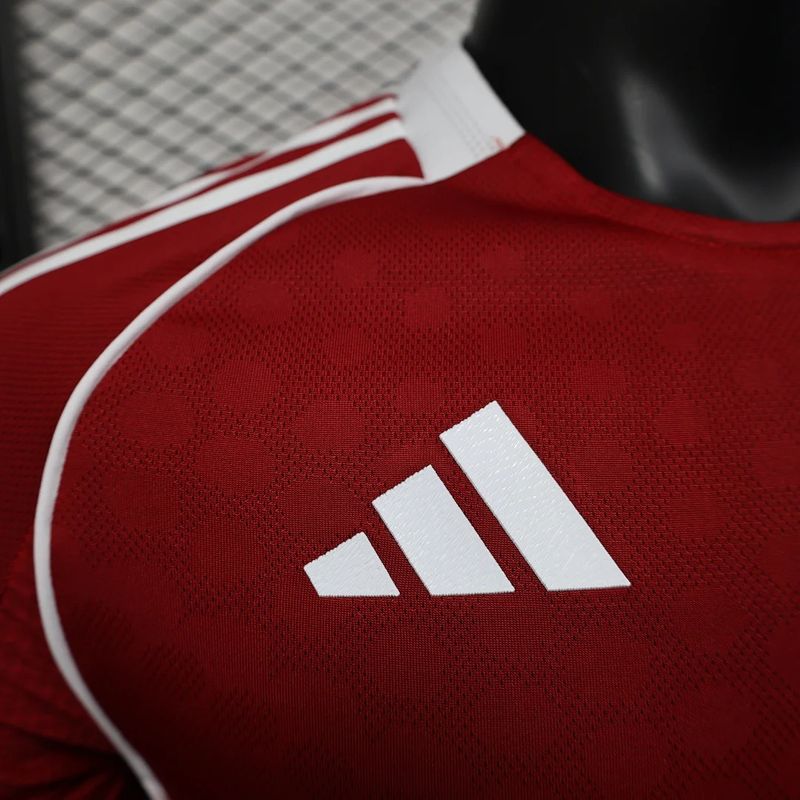 Liverpool FC 2025-2026 home player