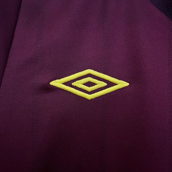 Retro Manchester City 2012-2013 away