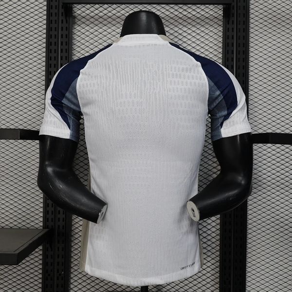 Tottenham Hotspur 2025-2026 home player