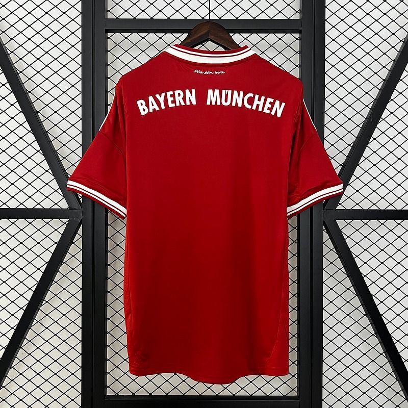 Retro Bayern Munich 2013-2014 home Secondary image