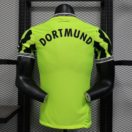 BVB Dortmund 2025-2026 Special Edition player Secondary image