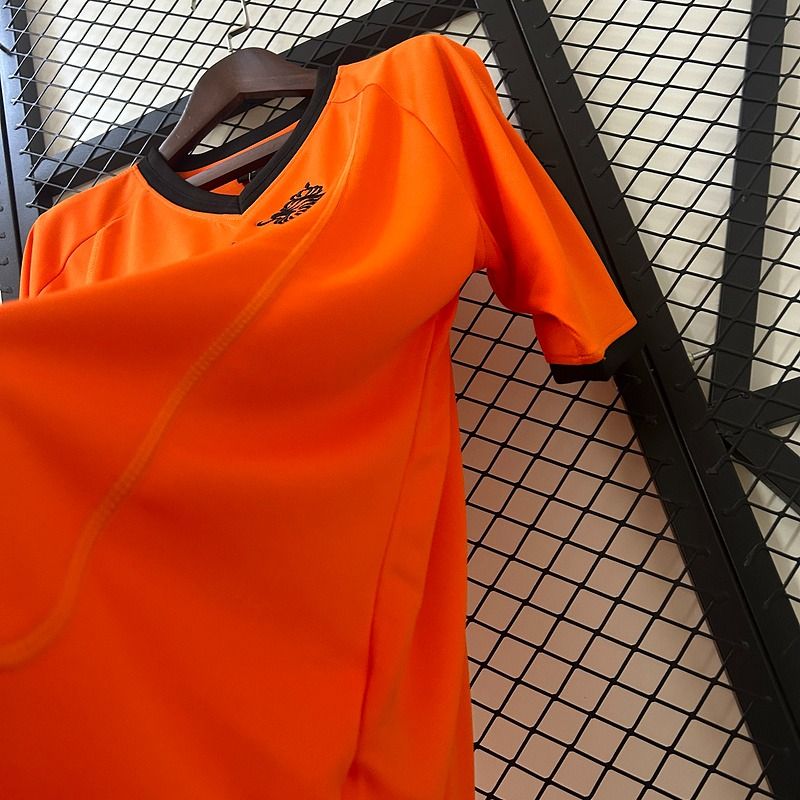Retro Netherlands Holland 2000 home