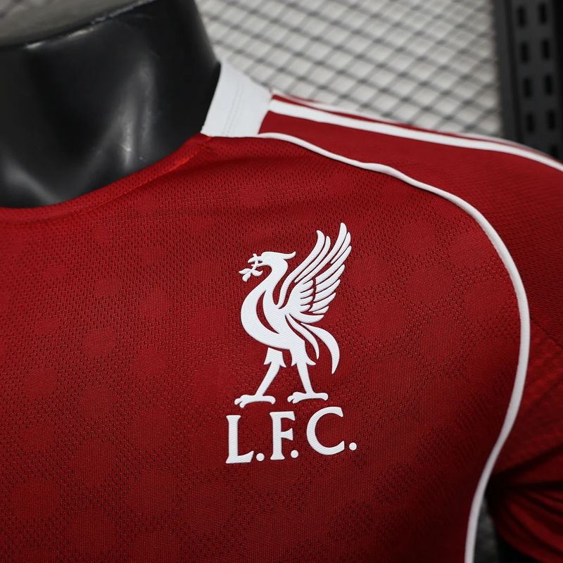 Liverpool FC 2025-2026 home player