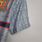 Retro Manchester United 1995-1996 away