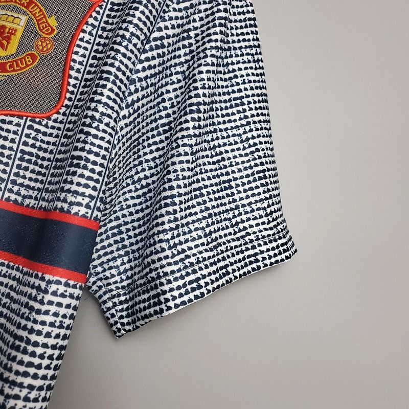 Retro Manchester United 1995-1996 away