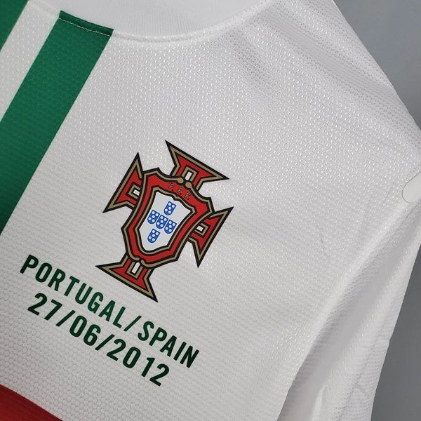 Retro Portugal national 2012 away