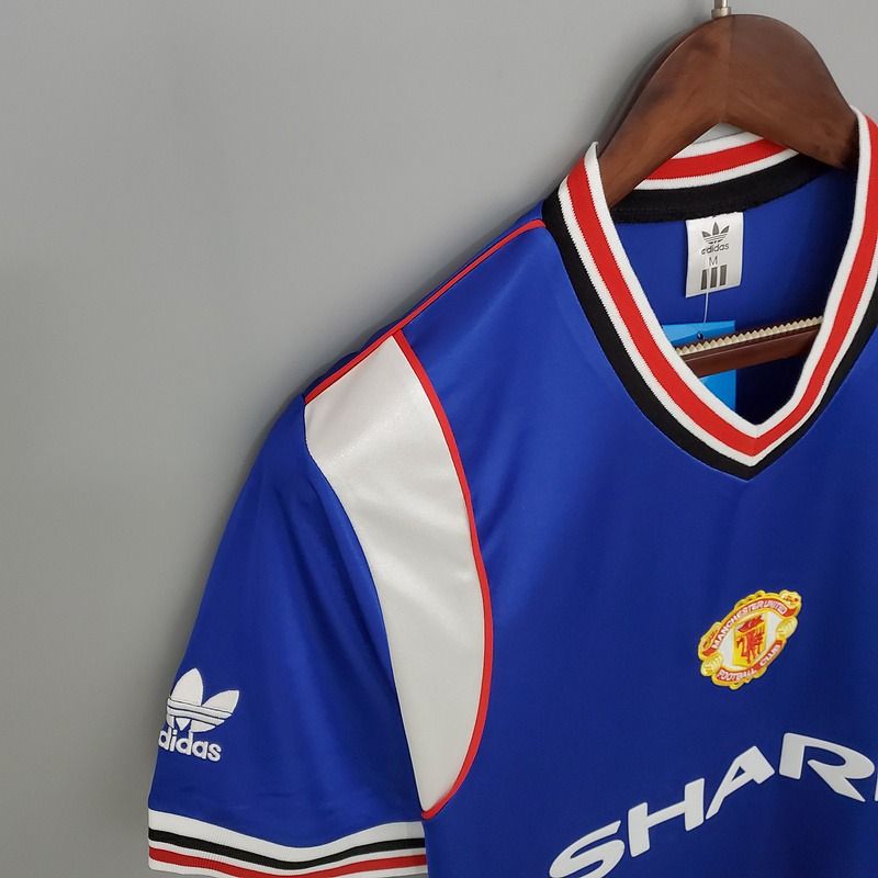 Retro Manchester United 1985-1986 away