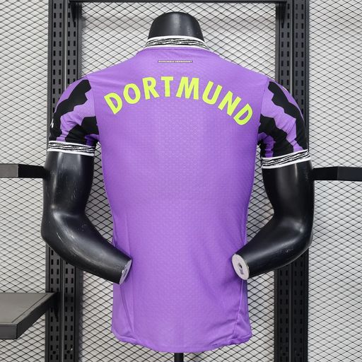 BVB Dortmund 2025-2026 Goalkeeper player