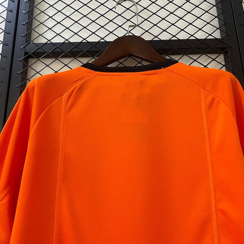 Retro Netherlands Holland 2000 home