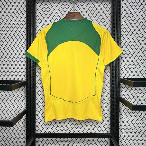 Retro Brazil 2004 home