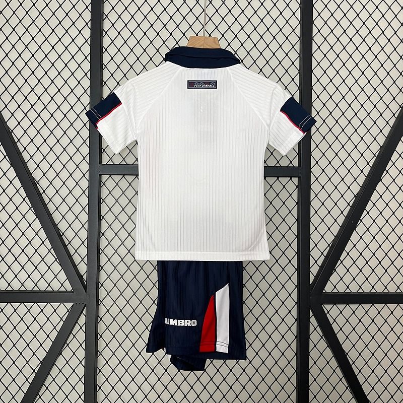 Retro Kids England 1998 home
