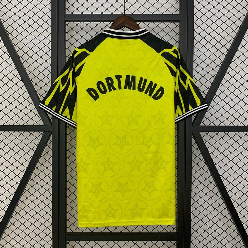 Retro BVB Dortmund 1994-1995 home Secondary image