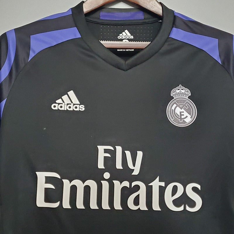 Retro Real Madrid 2015-2016 second away