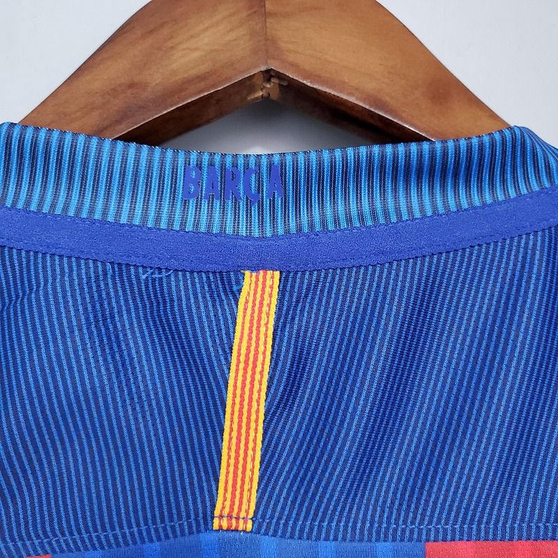 Retro FC Barcelona 2016-2017 home