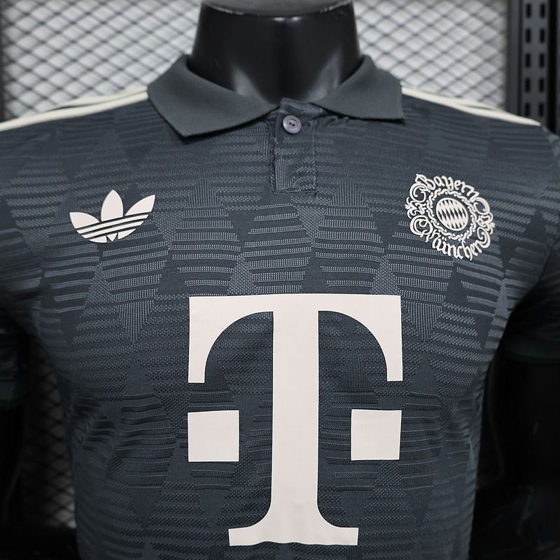 Bayern München Oktoberfest special edition player