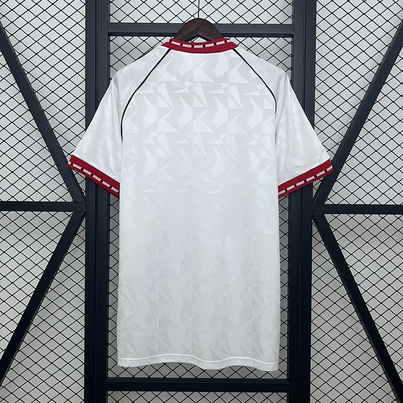 Retro Manchester United 1990-1991 special edition